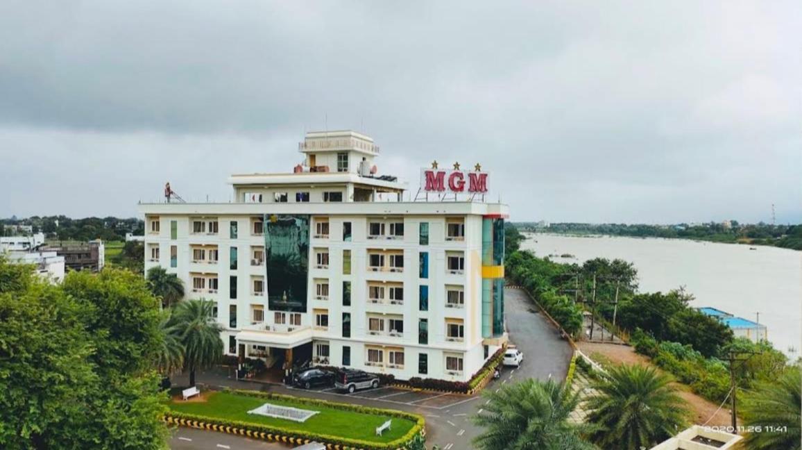 Hotel Mgm Grand Srikalahasti Εξωτερικό φωτογραφία