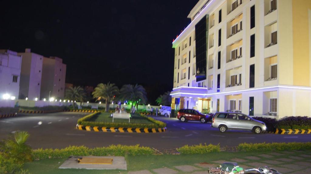 Hotel Mgm Grand Srikalahasti Εξωτερικό φωτογραφία
