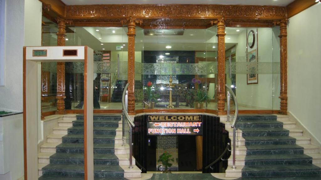 Hotel Mgm Grand Srikalahasti Εξωτερικό φωτογραφία