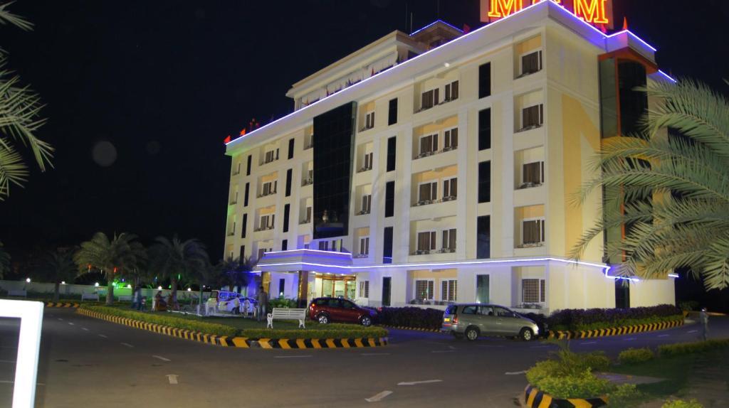 Hotel Mgm Grand Srikalahasti Εξωτερικό φωτογραφία